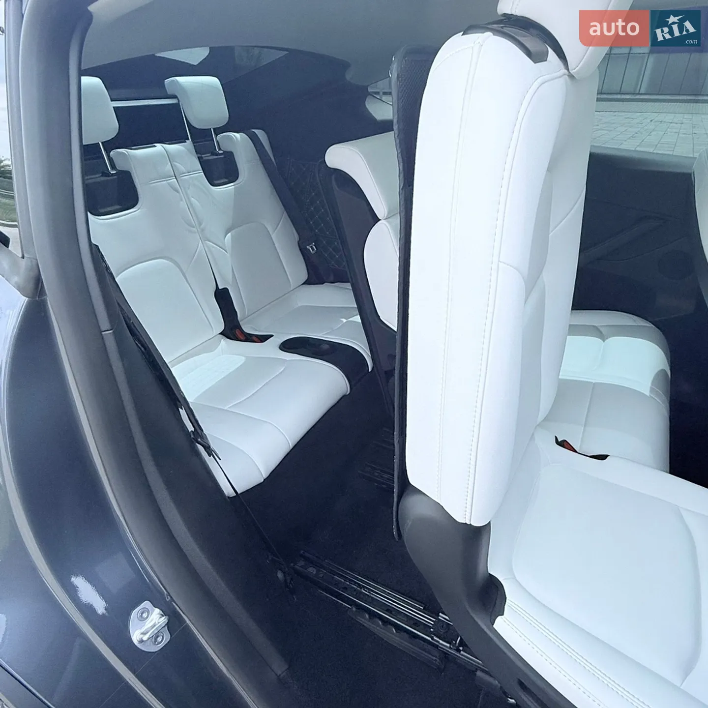 2023 Tesla Model Y - мініатюра 11