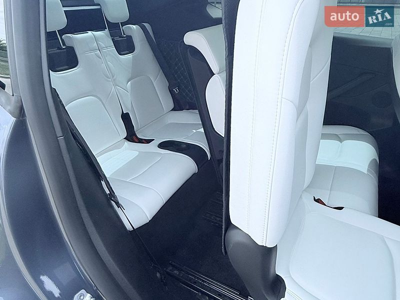 Позашляховик / Кросовер Tesla Model Y 2023 в Харкові фото 11 Позашляховик / Кросовер Tesla Model Y 2023 в Харкові