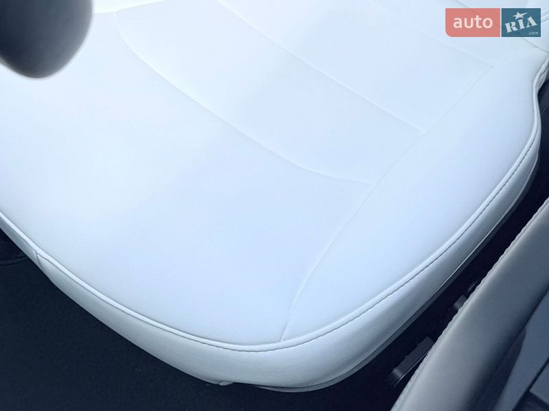 Позашляховик / Кросовер Tesla Model Y 2023 в Харкові фото 15 Позашляховик / Кросовер Tesla Model Y 2023 в Харкові