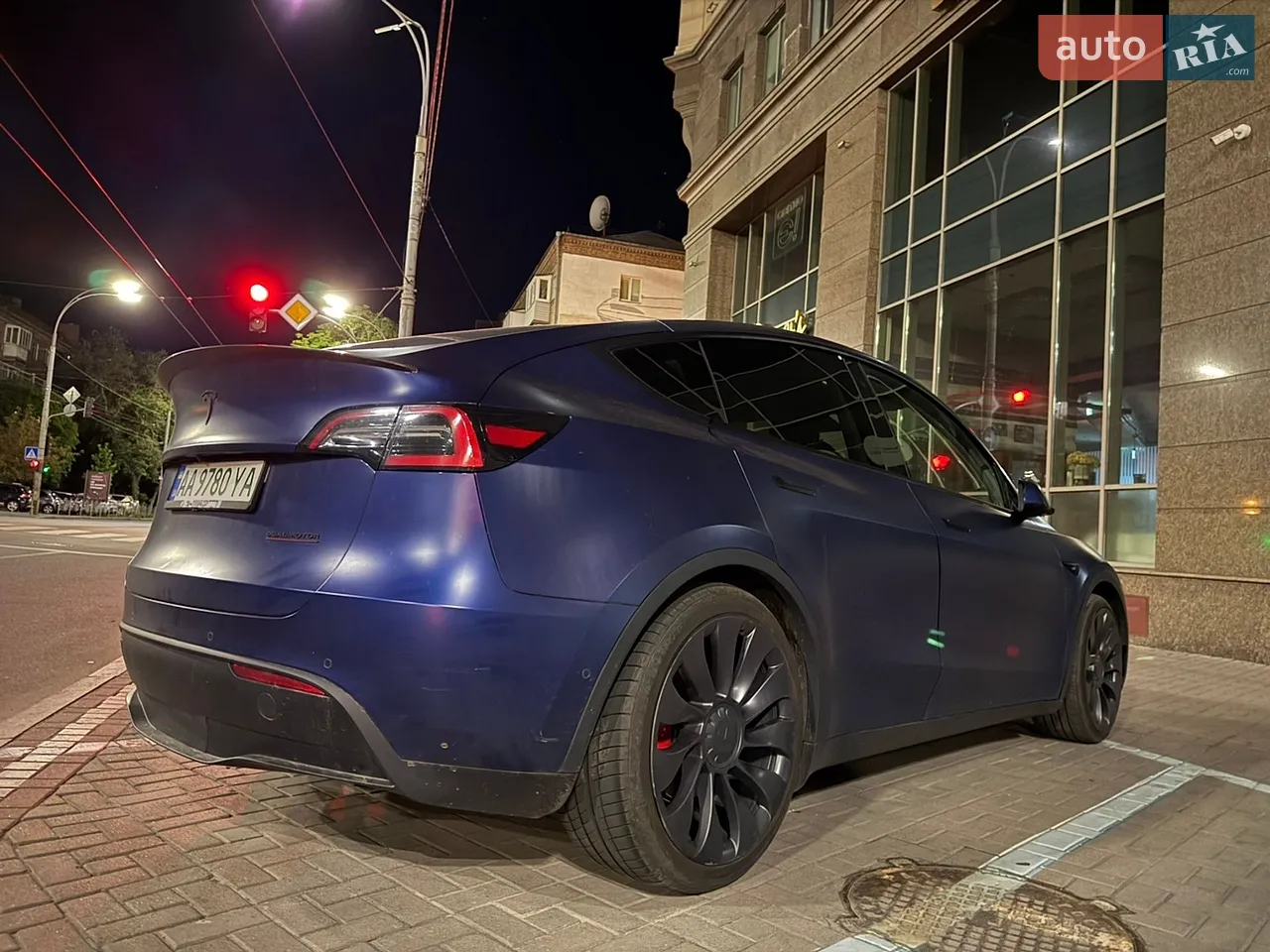 2020 Tesla Model Y - мініатюра 26