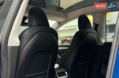 Позашляховик / Кросовер Tesla Model Y 2024 в Києві