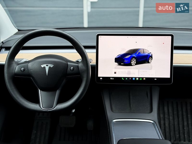 Позашляховик / Кросовер Tesla Model Y 2024 в Києві