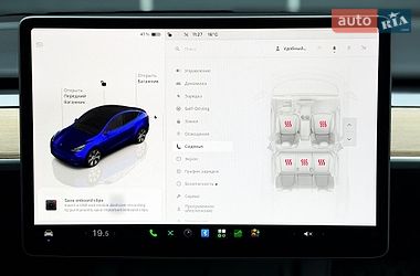 Позашляховик / Кросовер Tesla Model Y 2024 в Києві