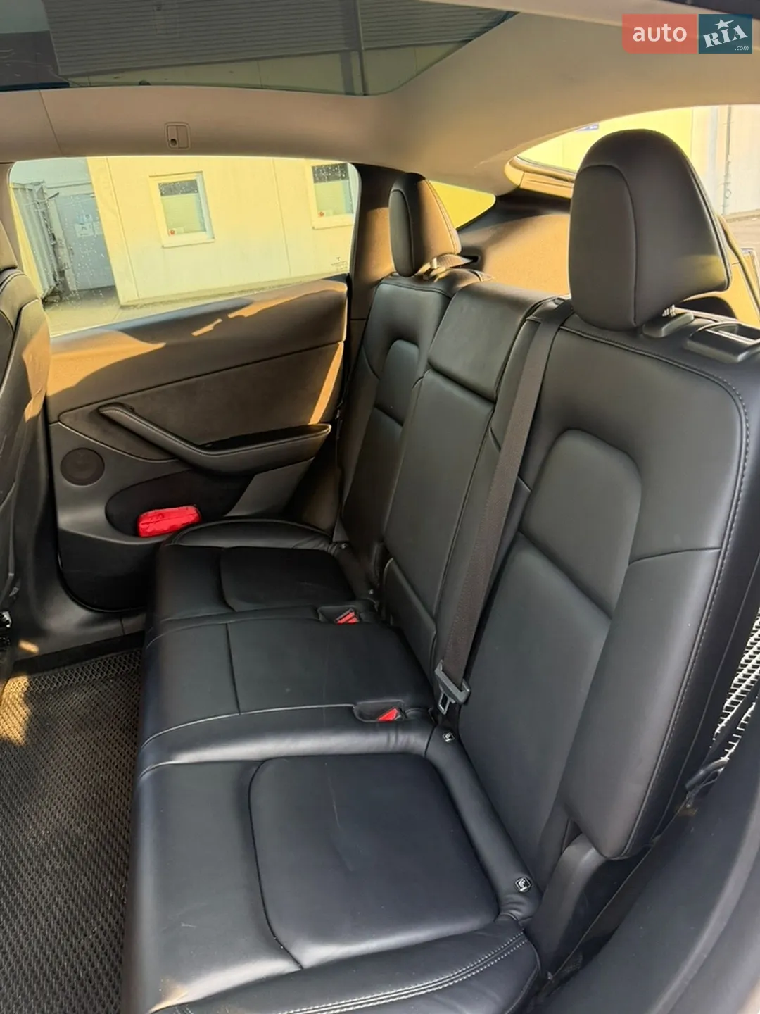 2021 Tesla Model Y - мініатюра 23