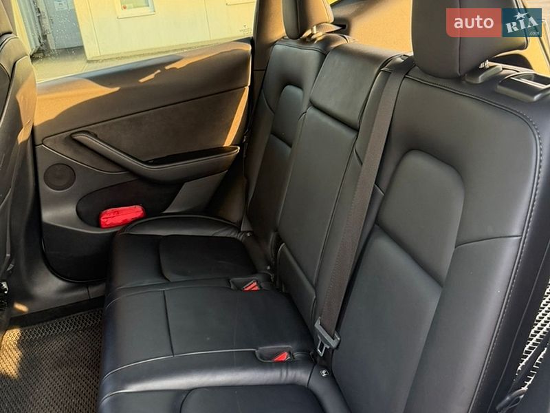 Внедорожник / Кроссовер Tesla Model Y 2021 в Черкассах фото 23 Внедорожник / Кроссовер Tesla Model Y 2021 в Черкассах