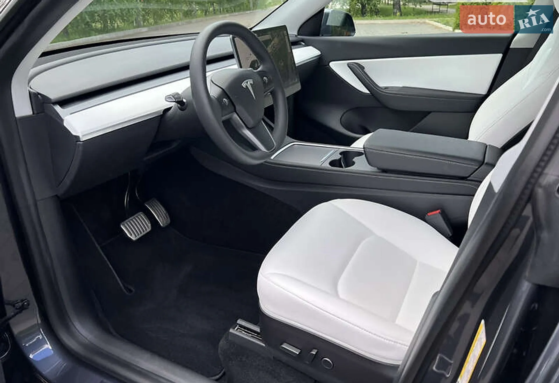 2021 Tesla Model Y - мініатюра 11