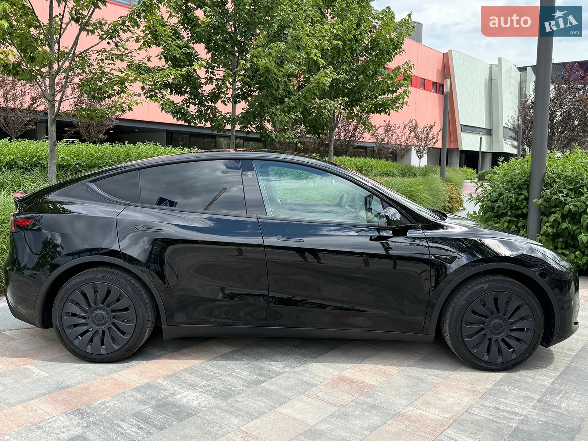 2024 Tesla Model Y - мініатюра 7