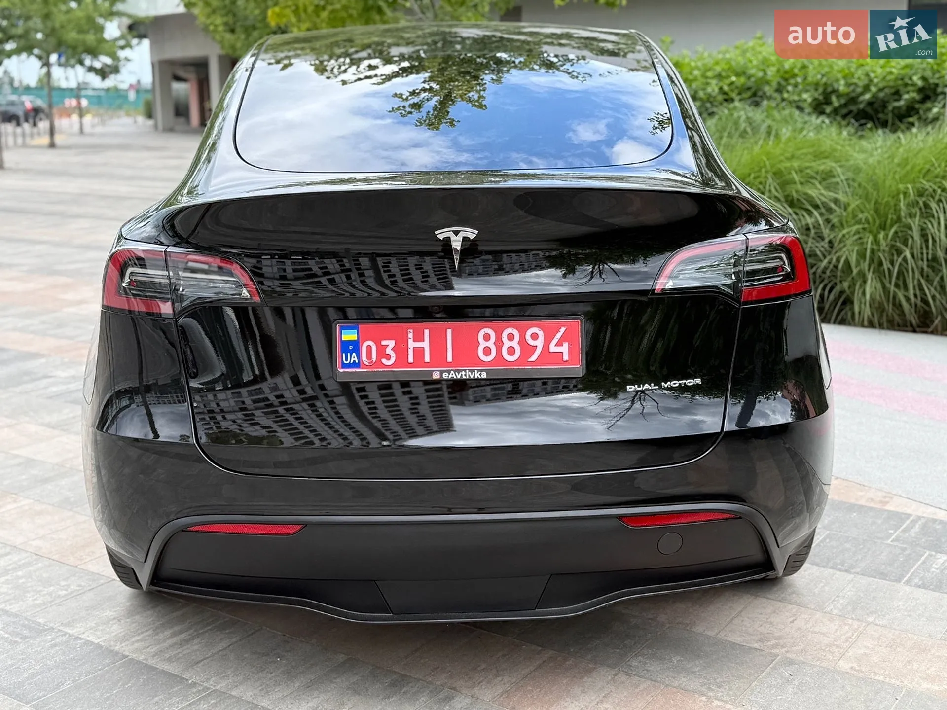 2024 Tesla Model Y - мініатюра 17