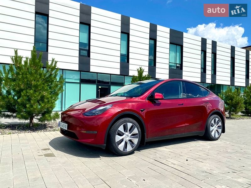 Позашляховик / Кросовер Tesla Model Y 2024 в Хмельницькому фото 5 Позашляховик / Кросовер Tesla Model Y 2024 в Хмельницькому