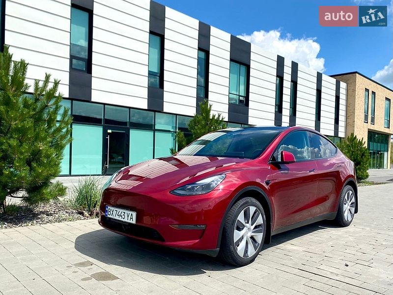 Позашляховик / Кросовер Tesla Model Y 2024 в Хмельницькому фото 6 Позашляховик / Кросовер Tesla Model Y 2024 в Хмельницькому