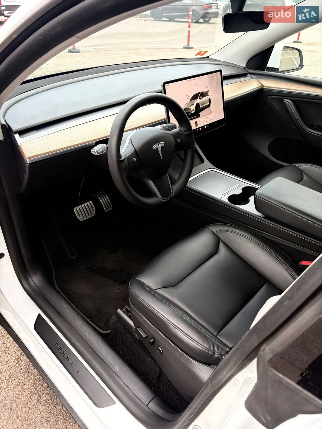 2024 Tesla Model Y - мініатюра 20