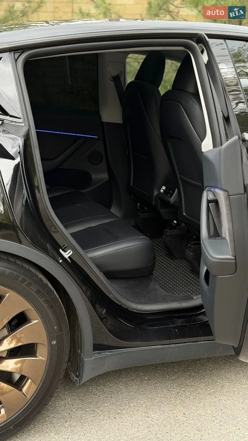 2023 Tesla Model Y - мініатюра 11
