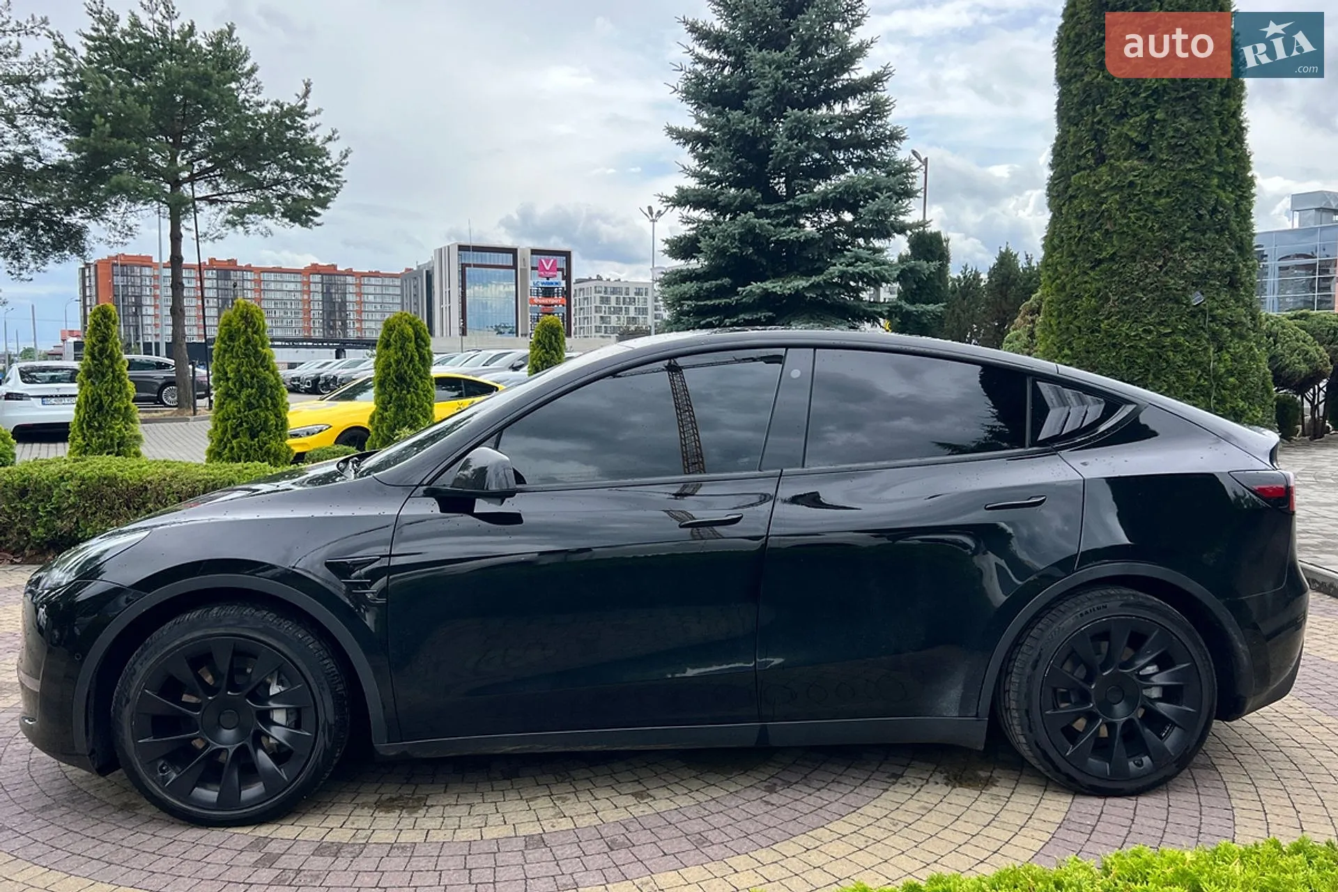 2021 Tesla Model Y - мініатюра 4