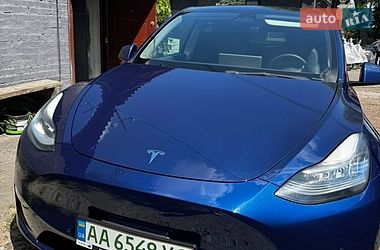 Позашляховик / Кросовер Tesla Model Y 2021 в Києві