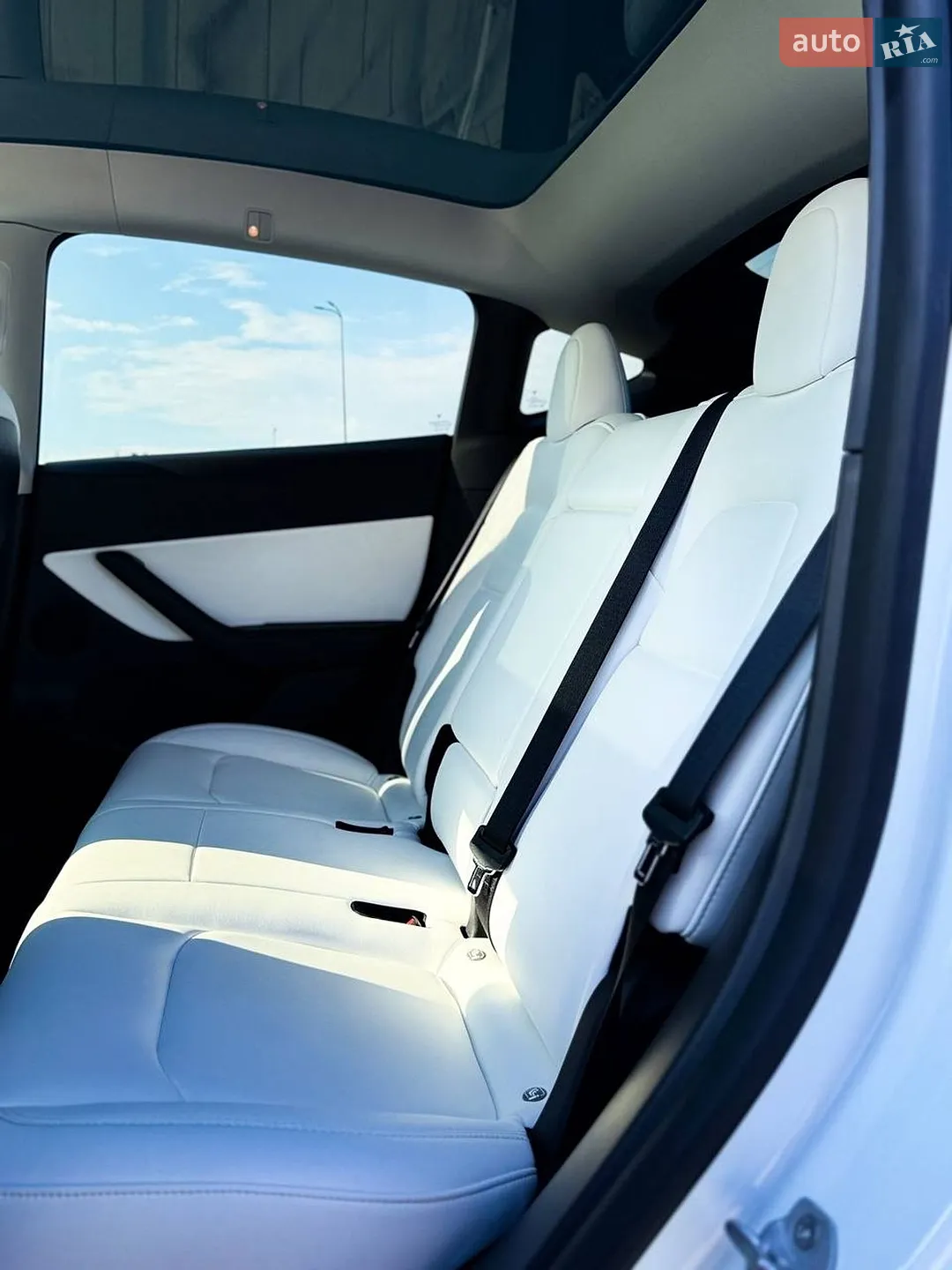 2022 Tesla Model Y - мініатюра 25