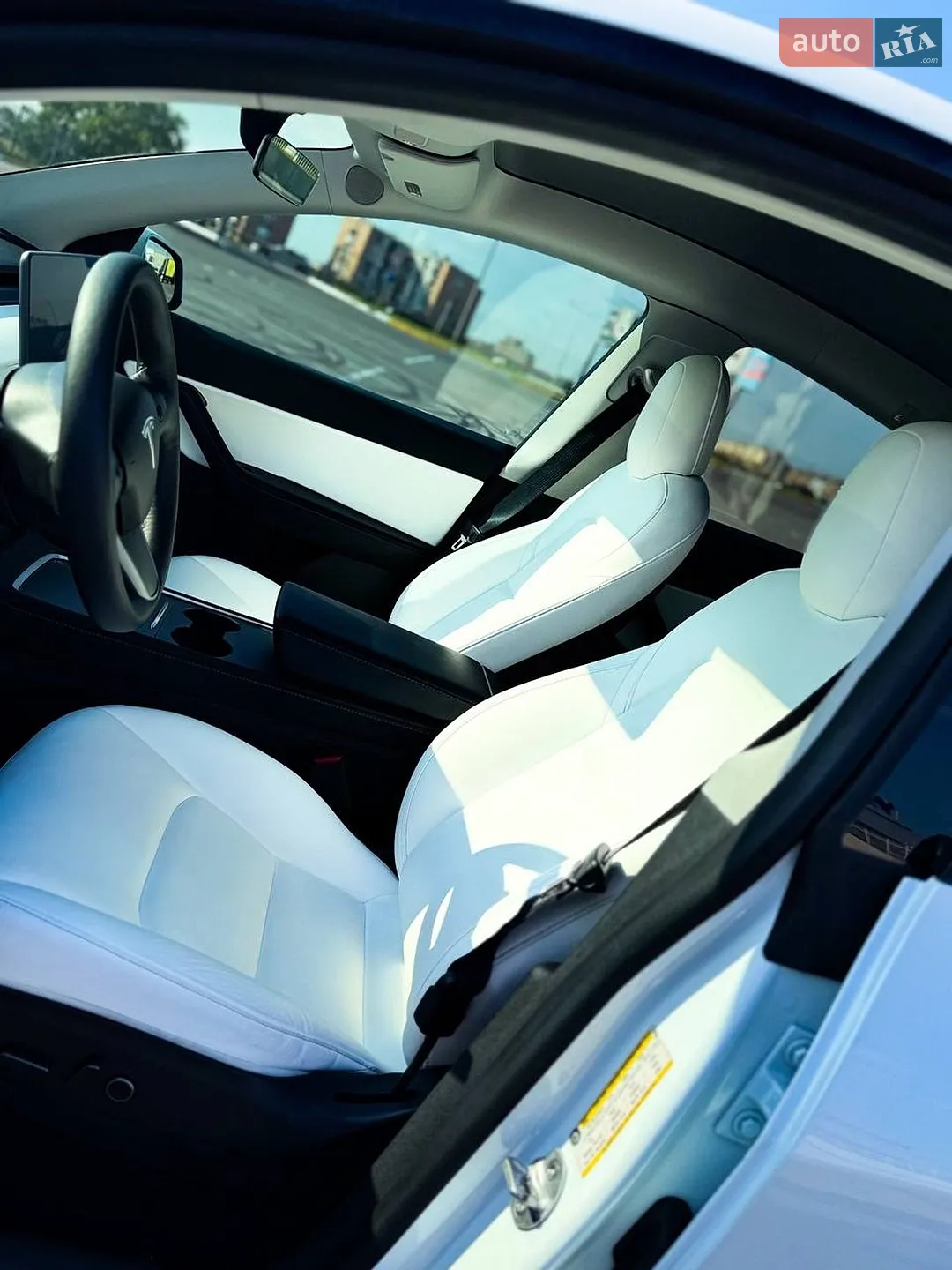 2022 Tesla Model Y - мініатюра 29