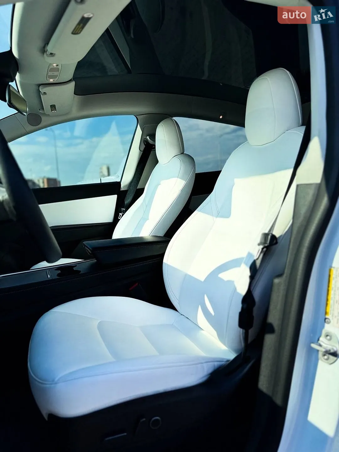 2022 Tesla Model Y - мініатюра 33