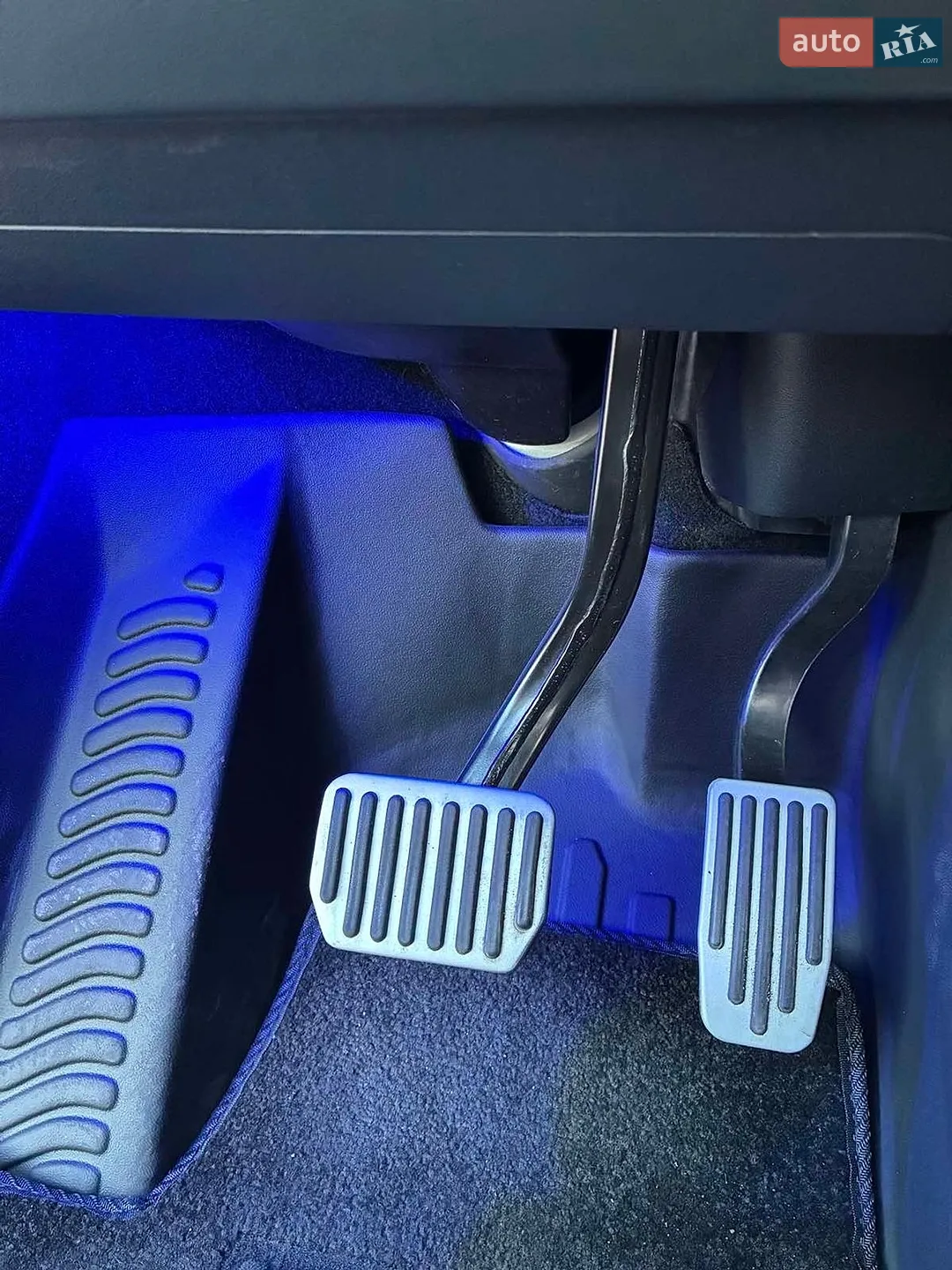 2023 Tesla Model Y - мініатюра 10