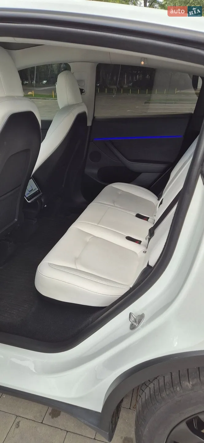 2023 Tesla Model Y - мініатюра 12