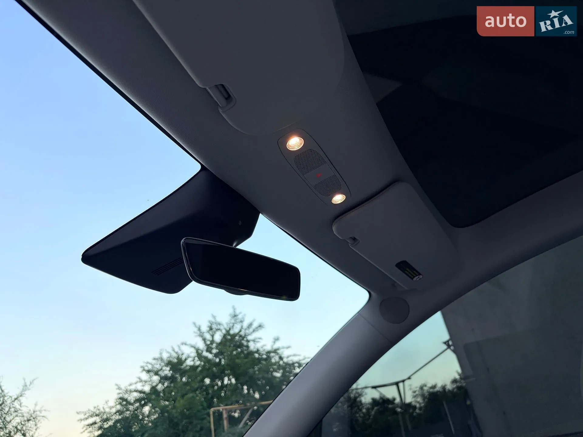 2022 Tesla Model Y - мініатюра 38