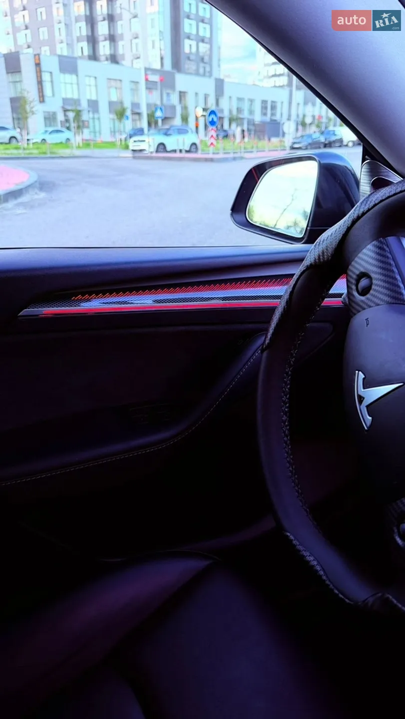2024 Tesla Model Y - мініатюра 41