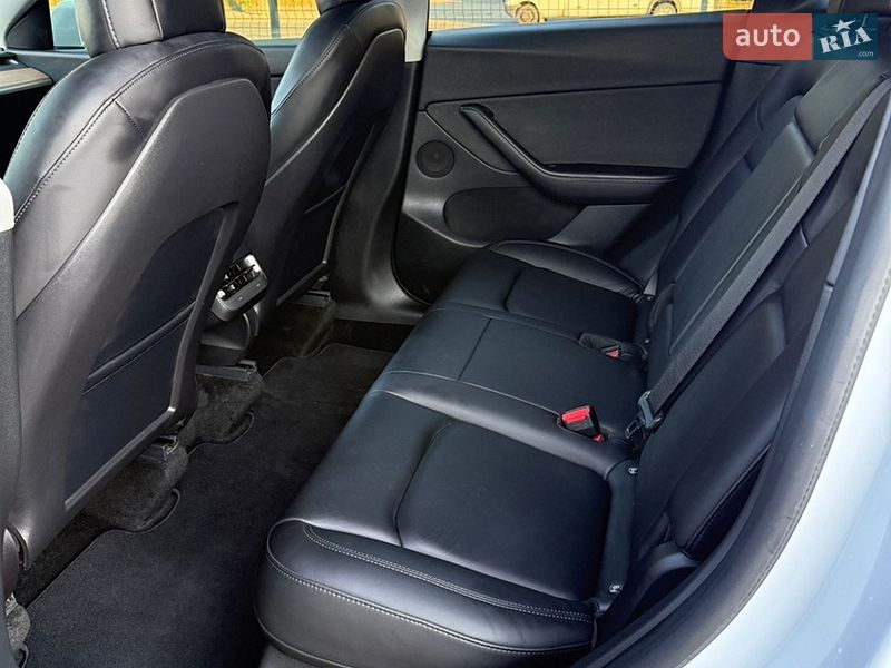Внедорожник / Кроссовер Tesla Model Y 2021 в Виннице