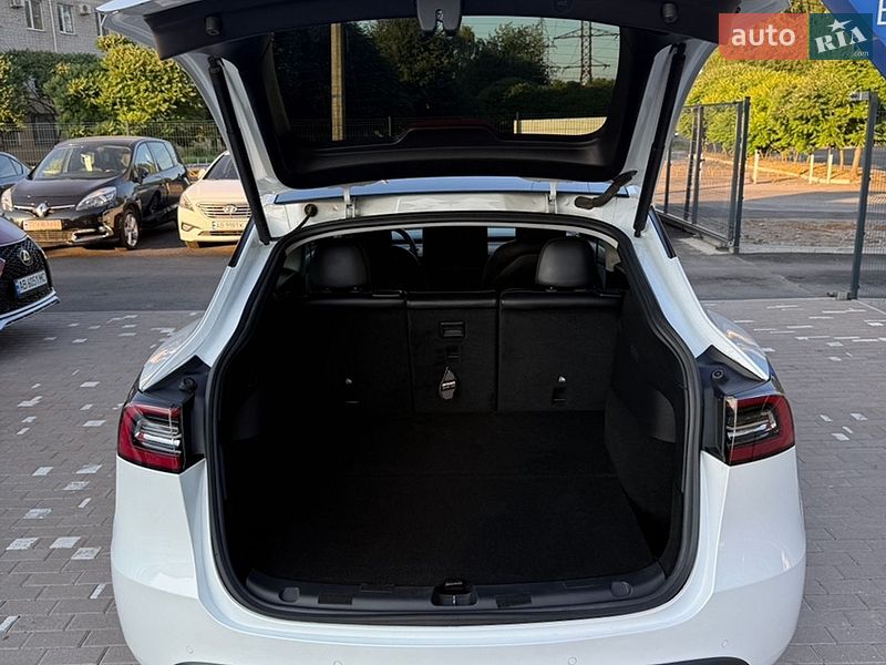 Внедорожник / Кроссовер Tesla Model Y 2021 в Виннице