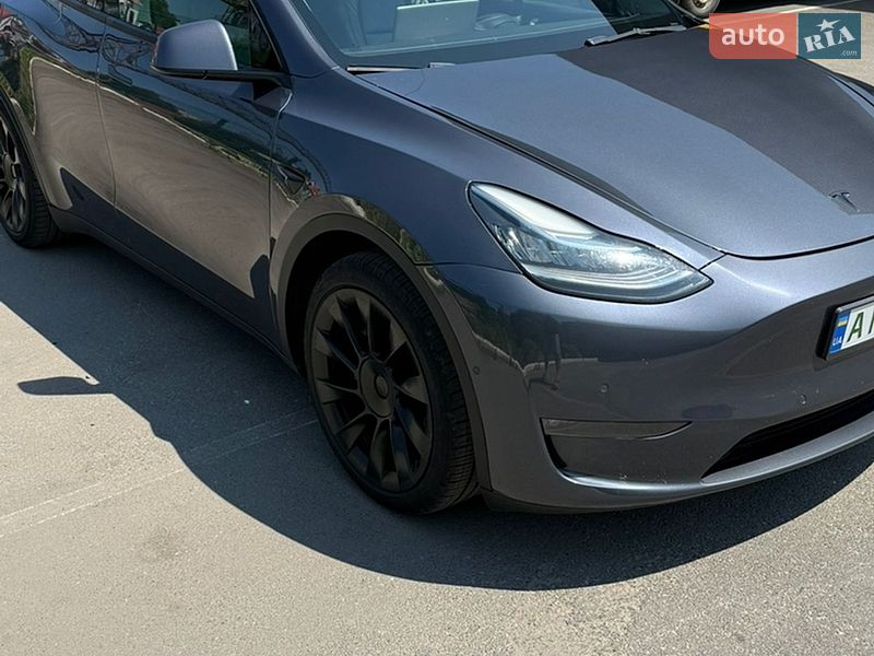 Tesla Model Y 2022