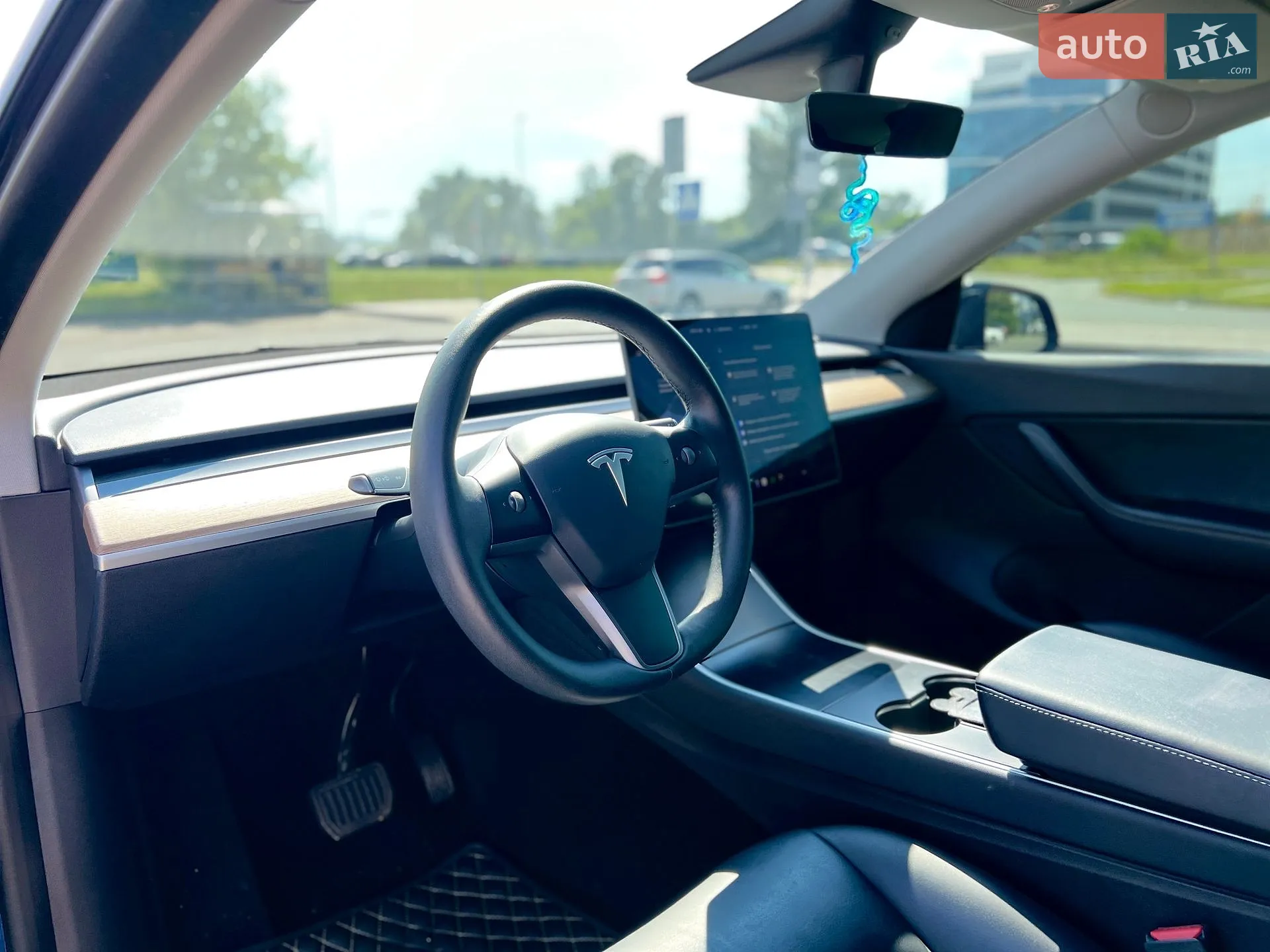 2021 Tesla Model Y - мініатюра 17