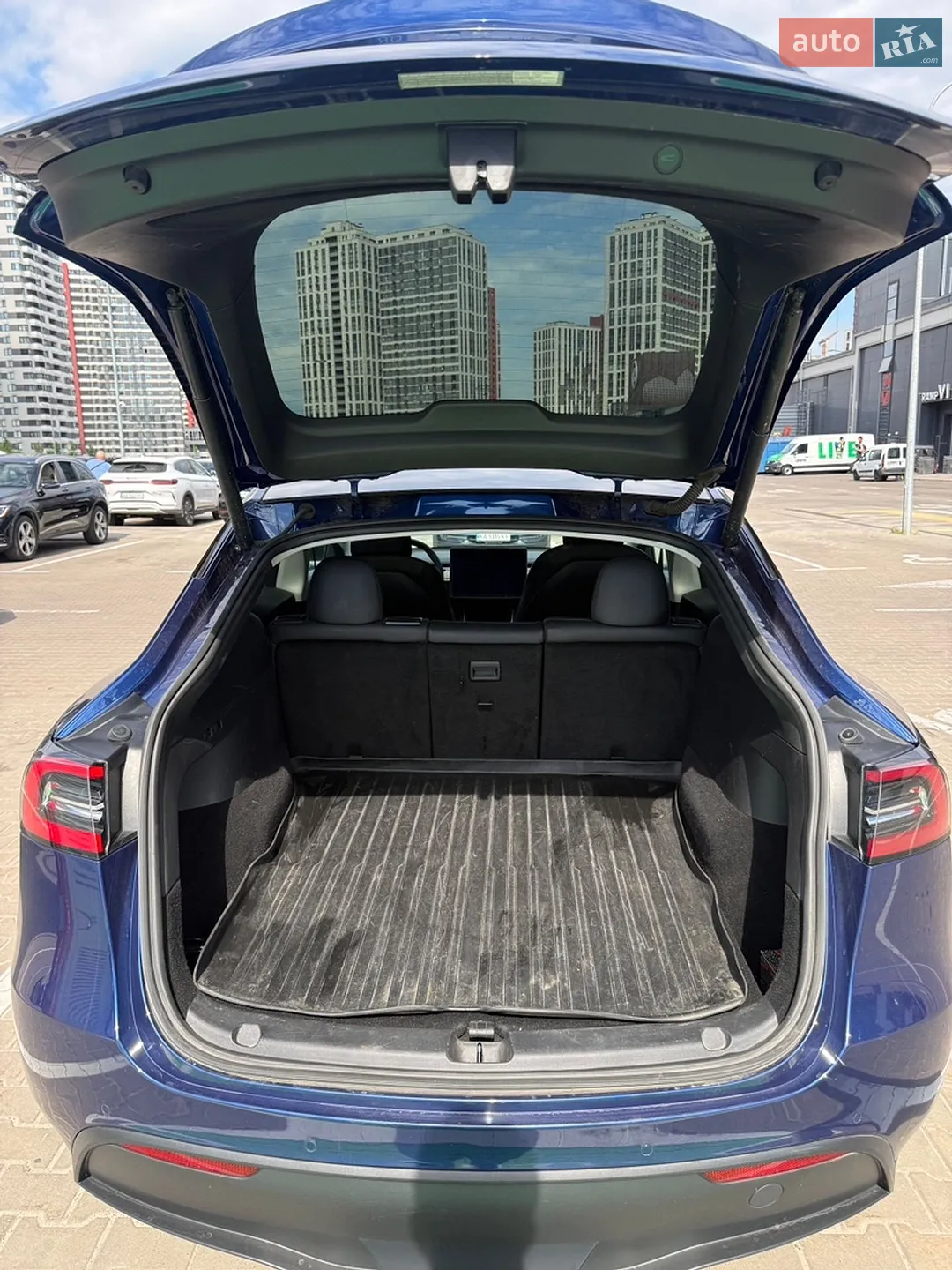 2020 Tesla Model Y - мініатюра 22