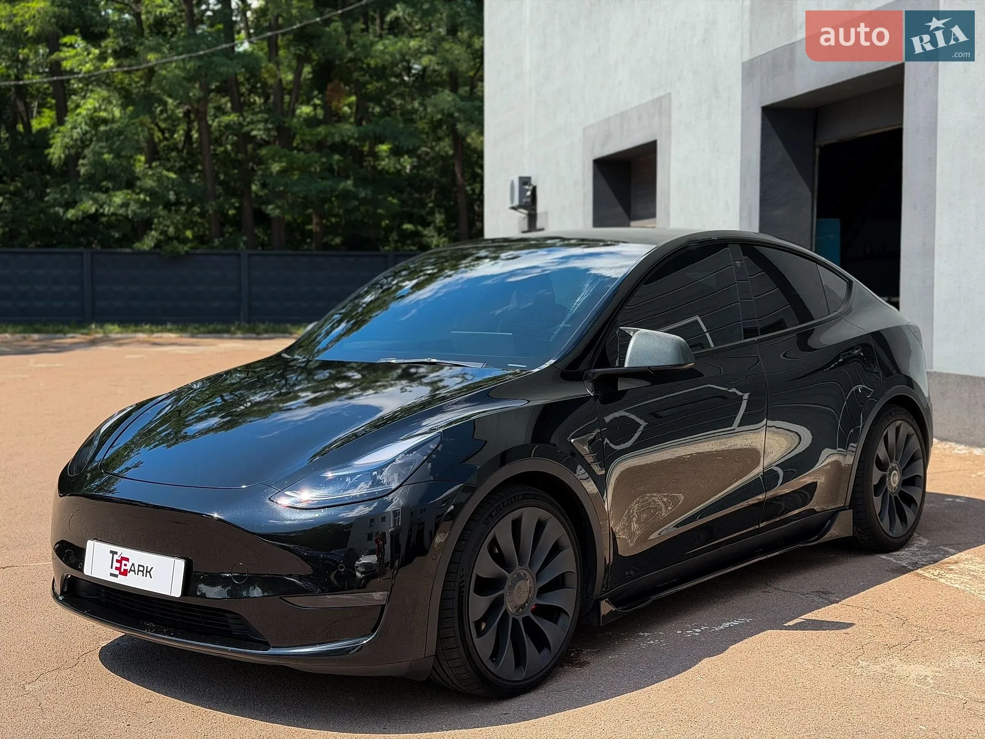 2021 Tesla Model Y - мініатюра 4