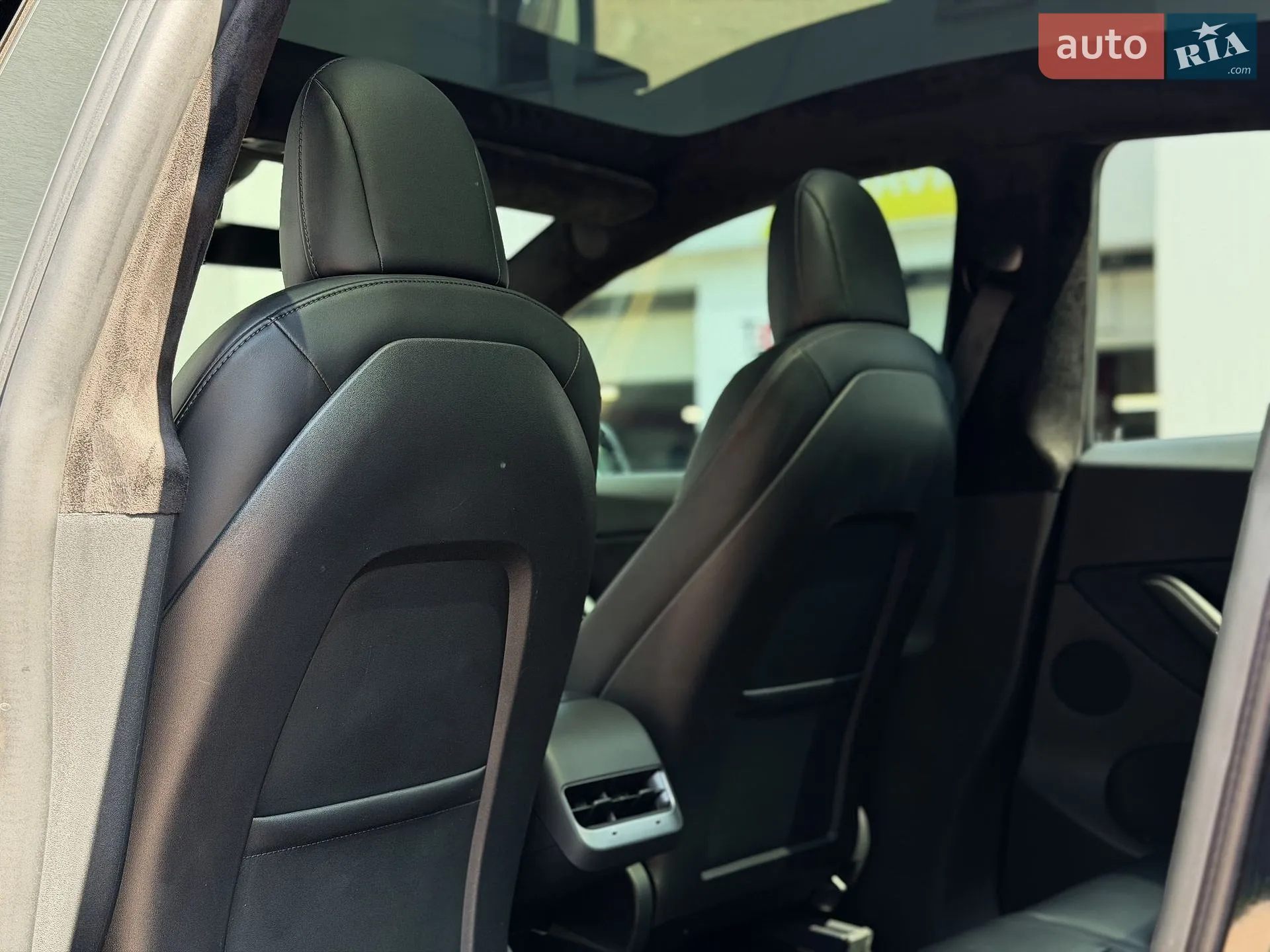 2021 Tesla Model Y - мініатюра 18