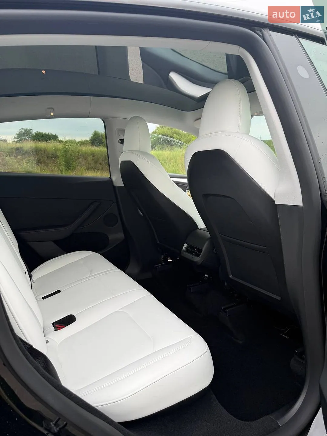 2023 Tesla Model Y - мініатюра 6