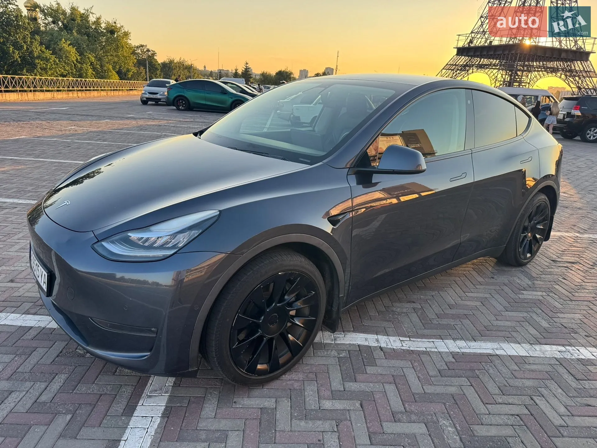 2020 Tesla Model Y - мініатюра 3