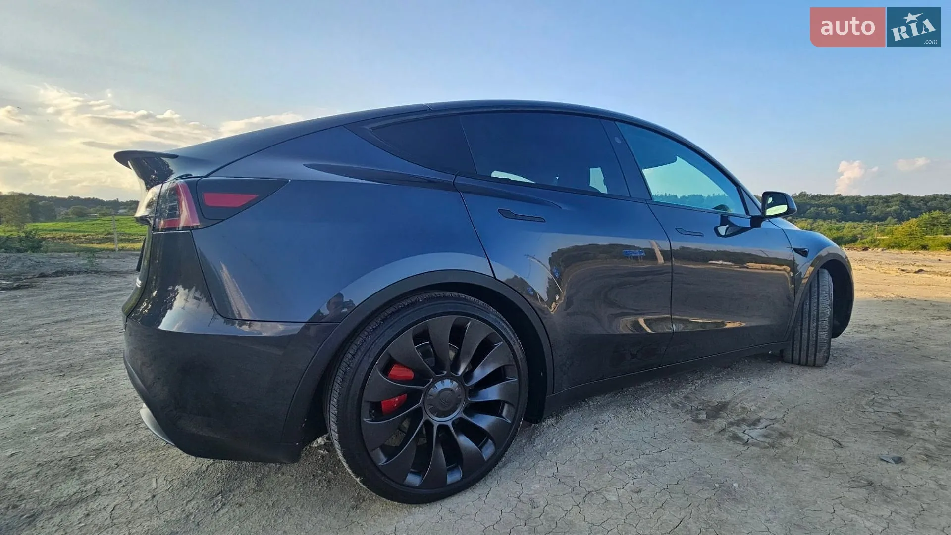 2024 Tesla Model Y - мініатюра 18