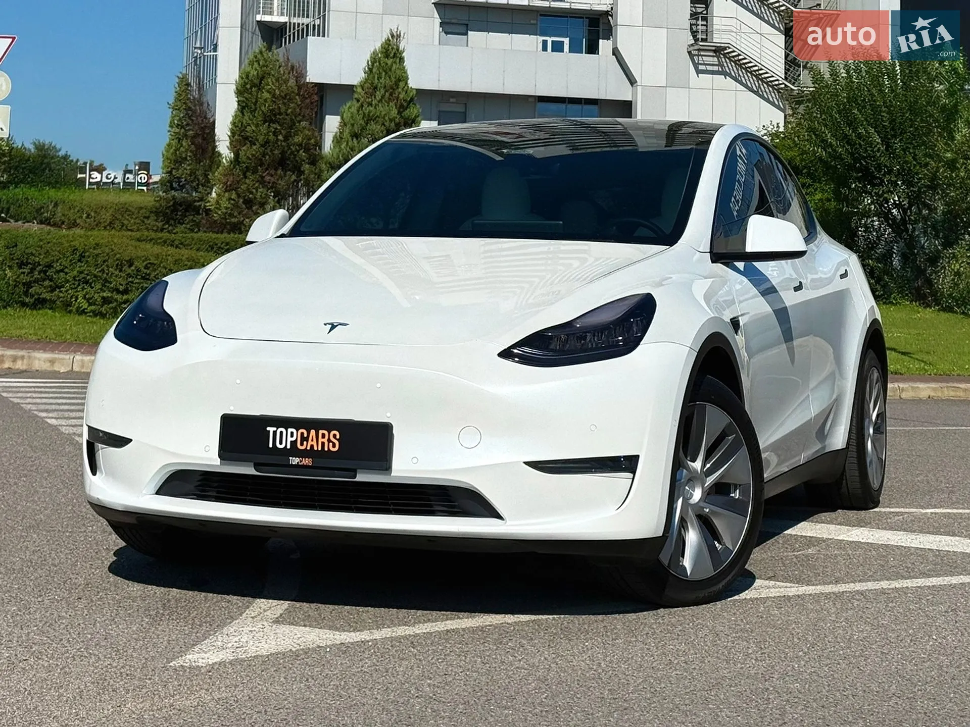 2020 Tesla Model Y - мініатюра 3