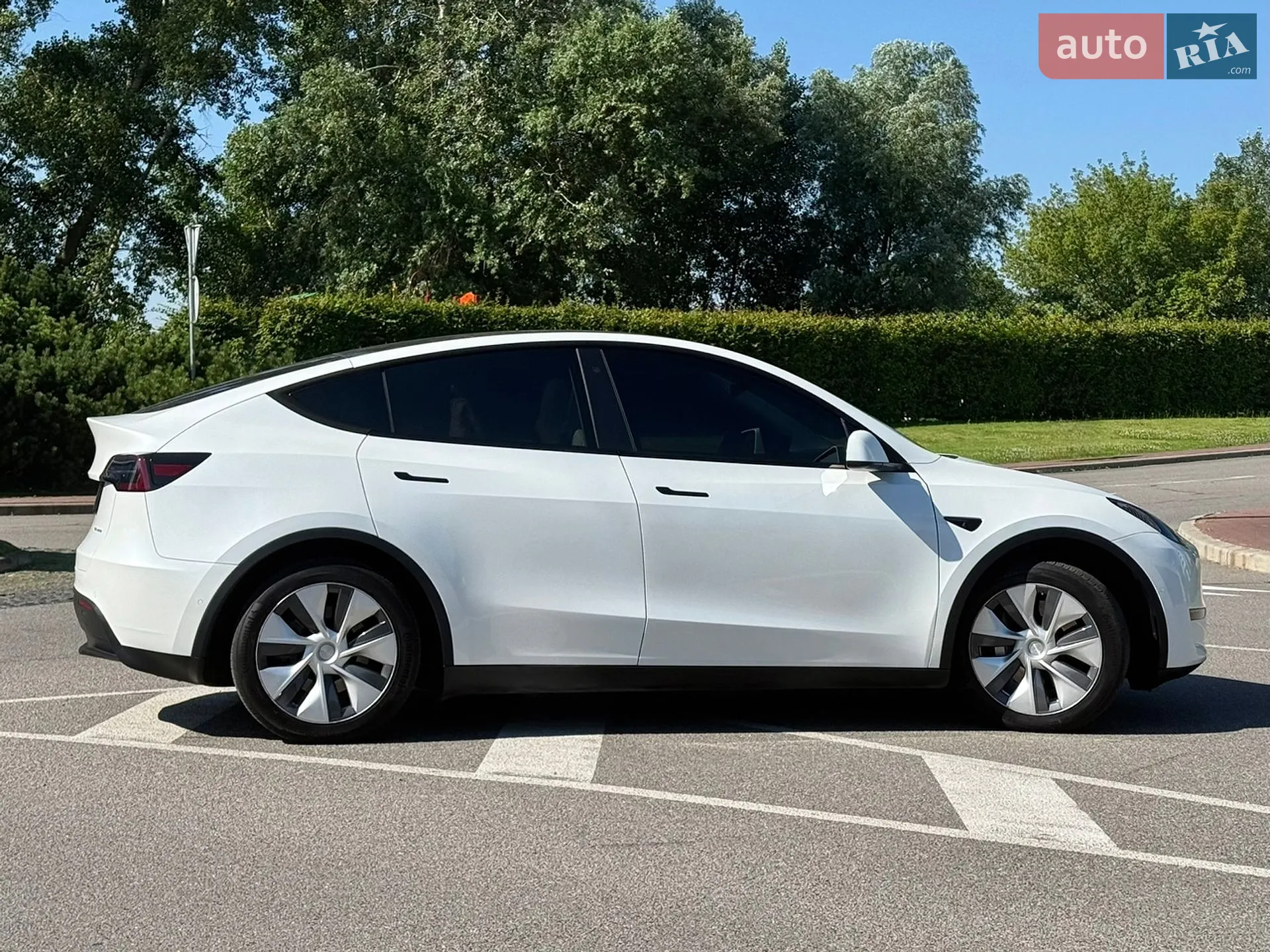 2020 Tesla Model Y - мініатюра 25