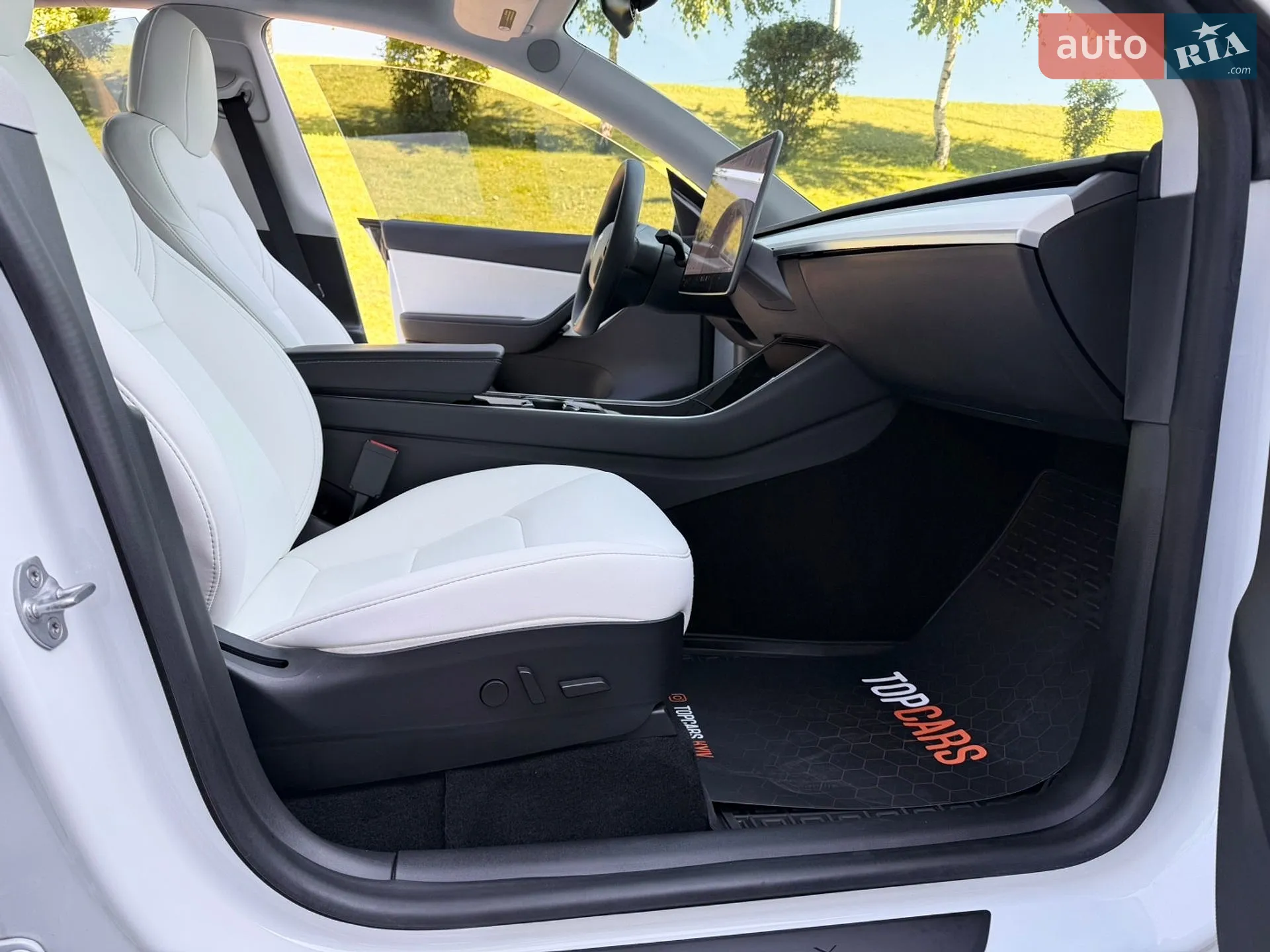 2020 Tesla Model Y - мініатюра 41