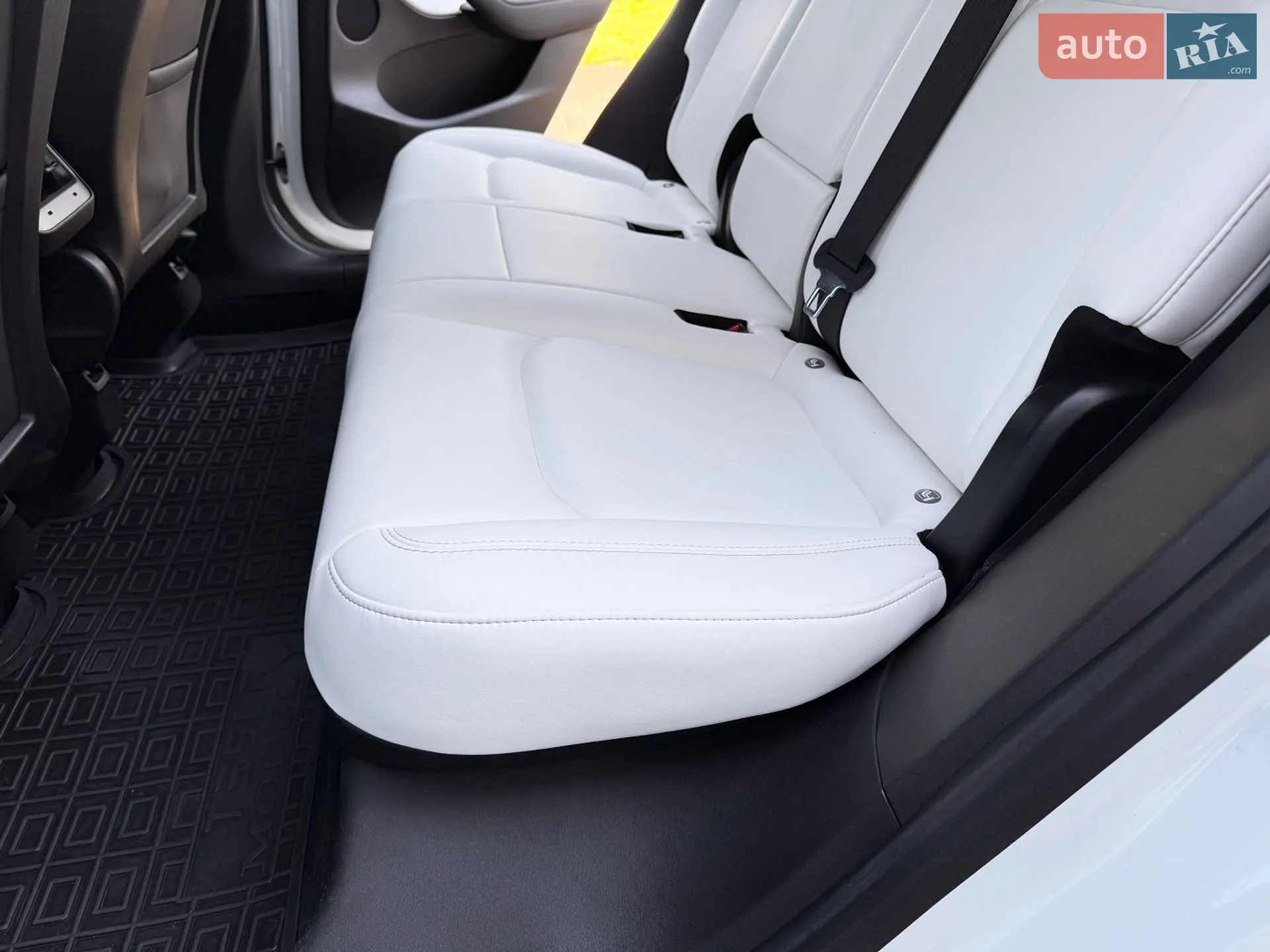 2020 Tesla Model Y - мініатюра 56