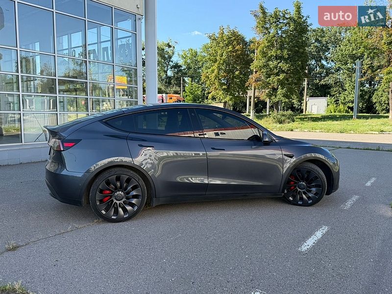 Внедорожник / Кроссовер Tesla Model Y 2022 в Харькове