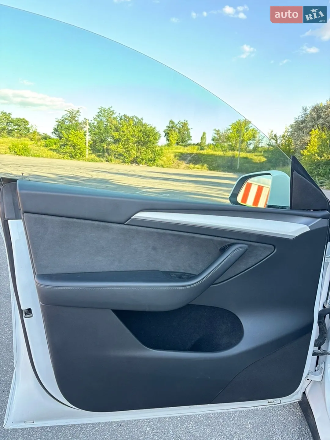 2023 Tesla Model Y - мініатюра 25
