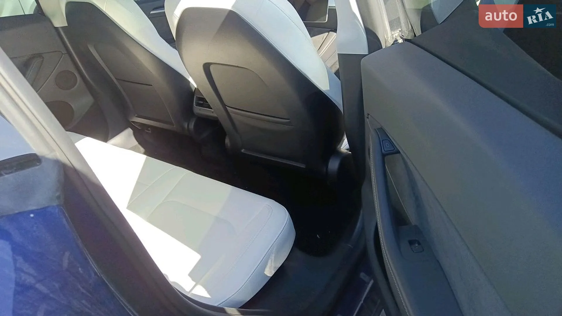 2022 Tesla Model Y - мініатюра 20
