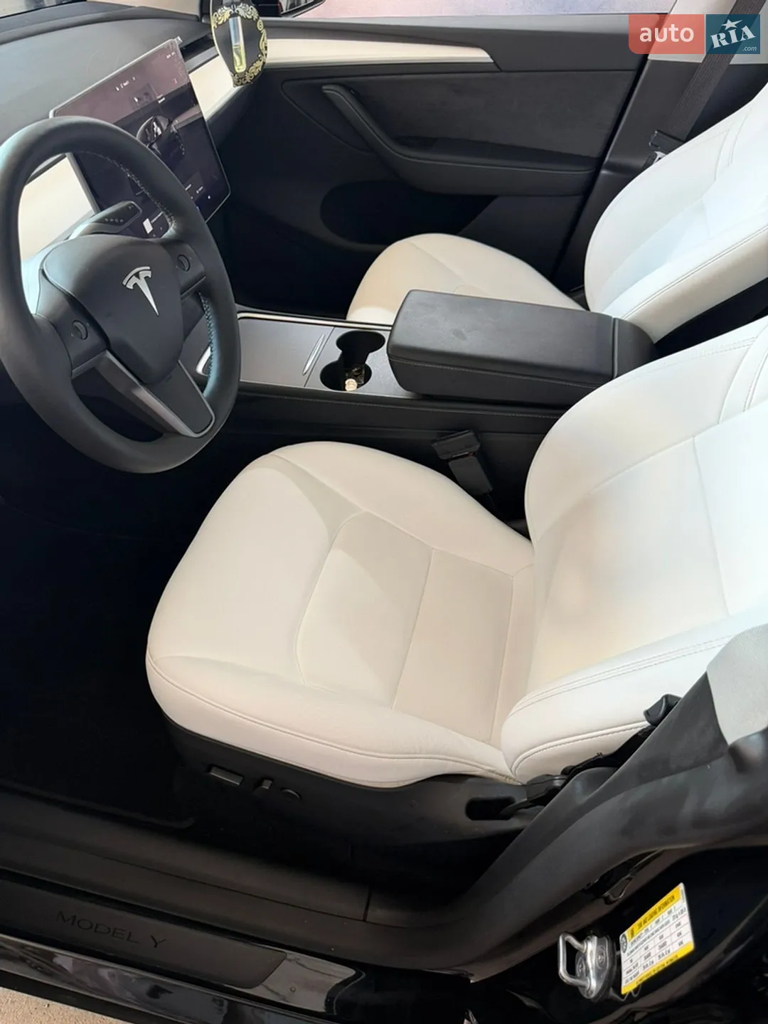2024 Tesla Model Y - мініатюра 14