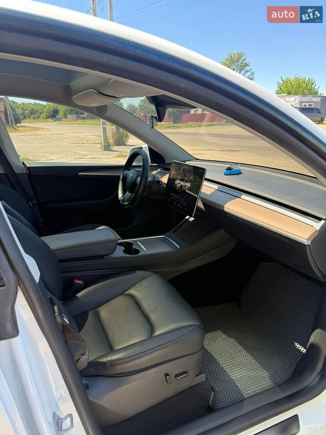 2023 Tesla Model Y - мініатюра 14