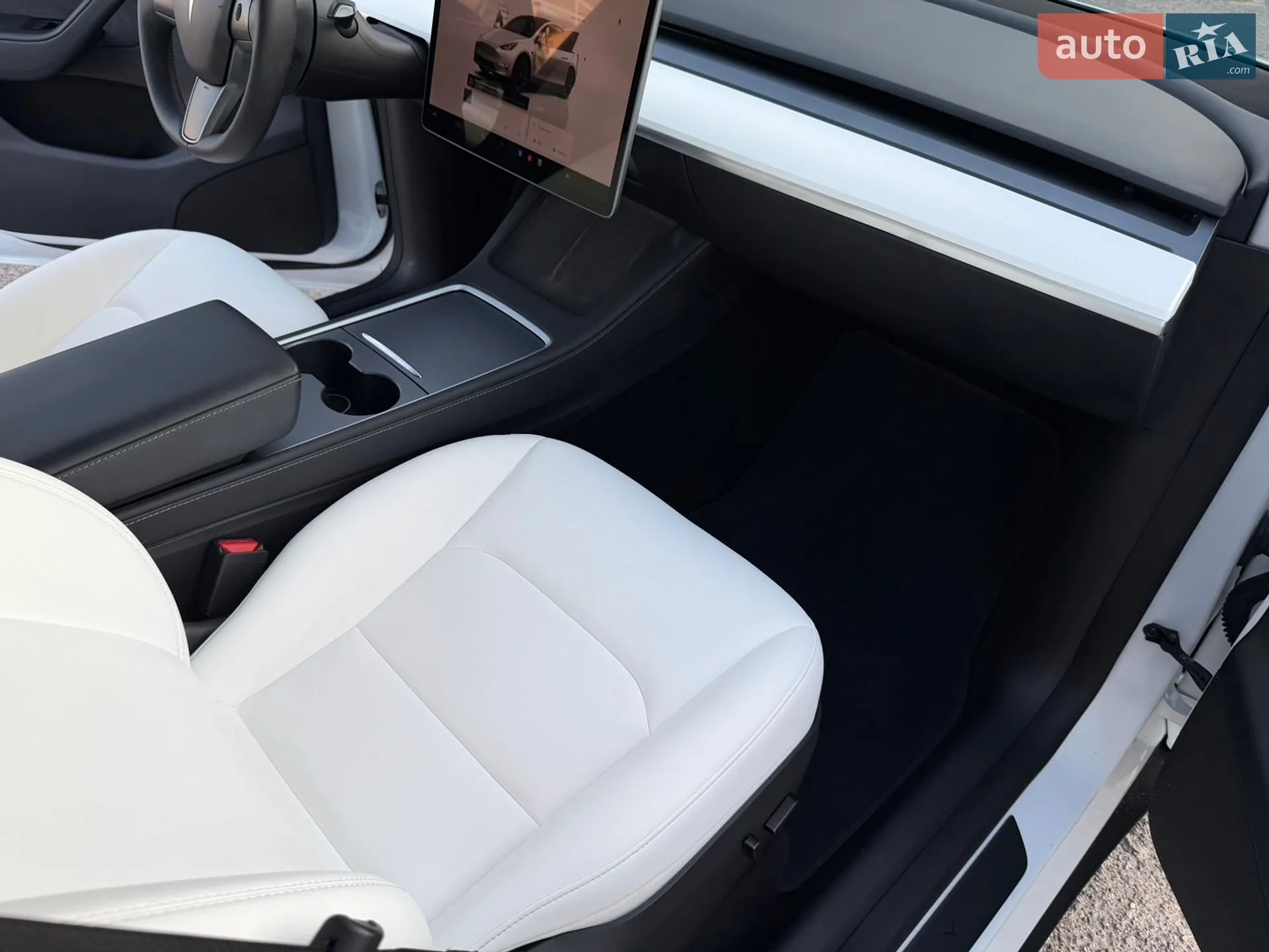 2023 Tesla Model Y - мініатюра 13