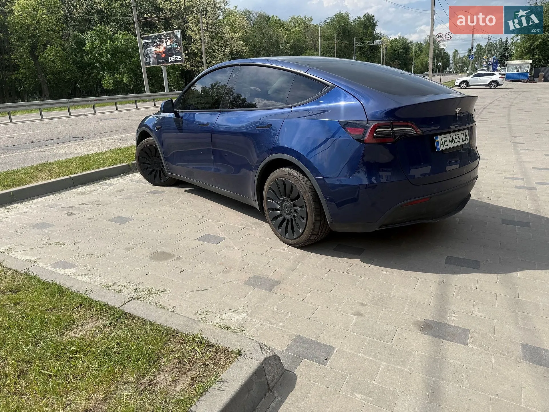 2021 Tesla Model Y - мініатюра 13