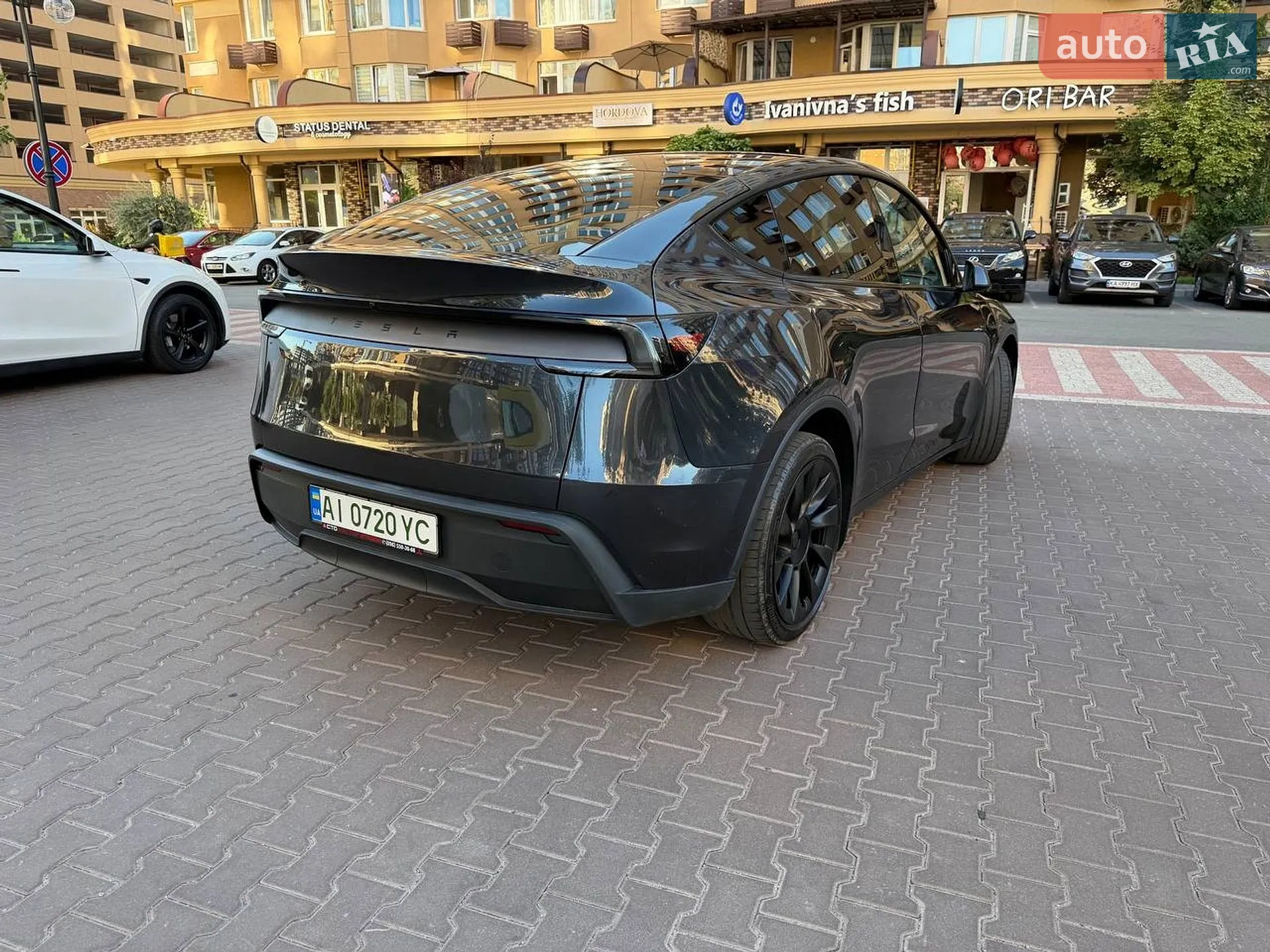 2025 Tesla Model Y - мініатюра 42