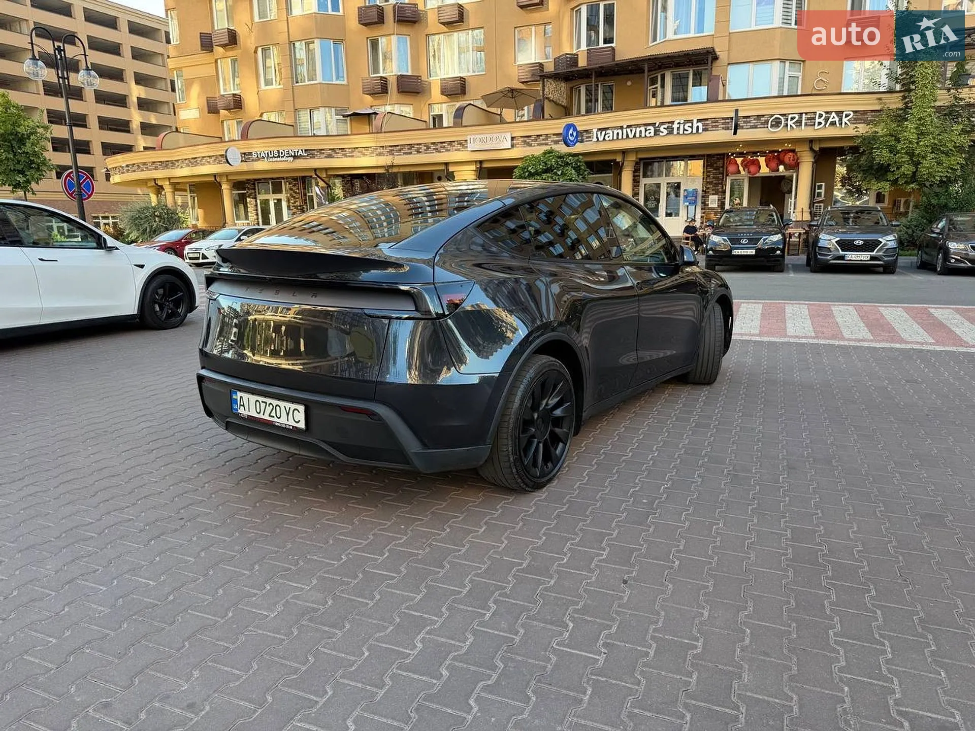 2025 Tesla Model Y - мініатюра 43