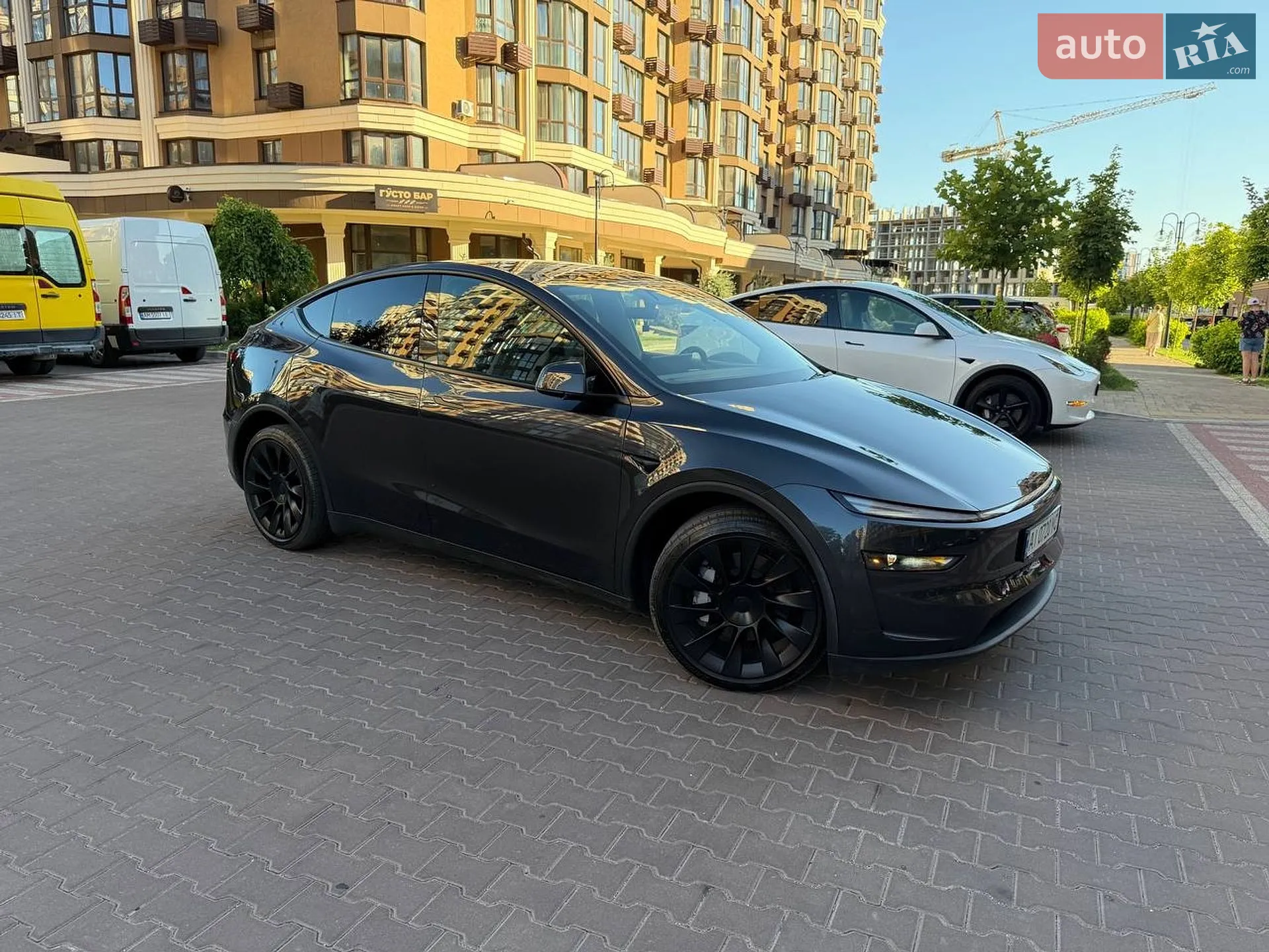 2025 Tesla Model Y - мініатюра 51