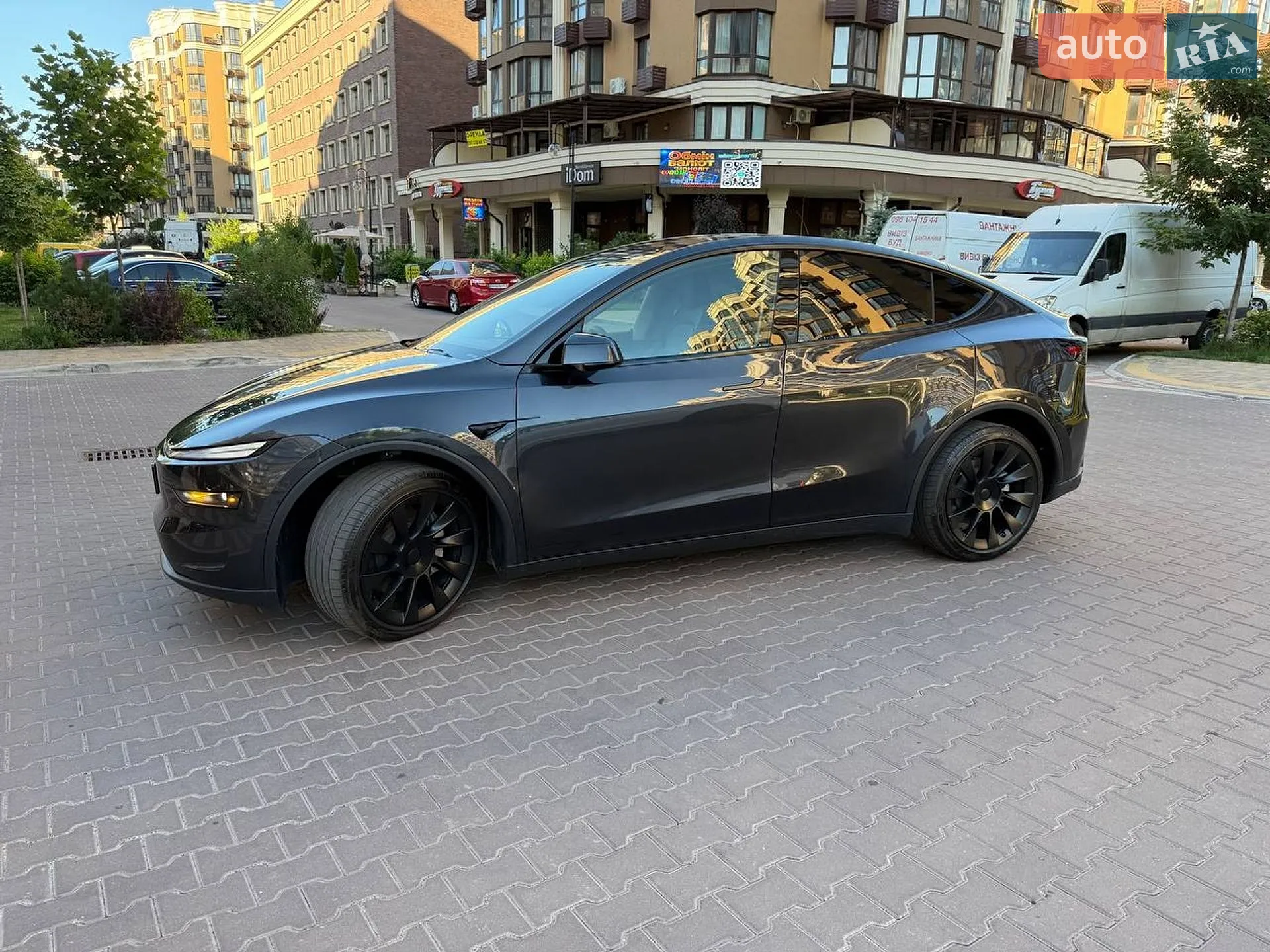 2025 Tesla Model Y - мініатюра 60